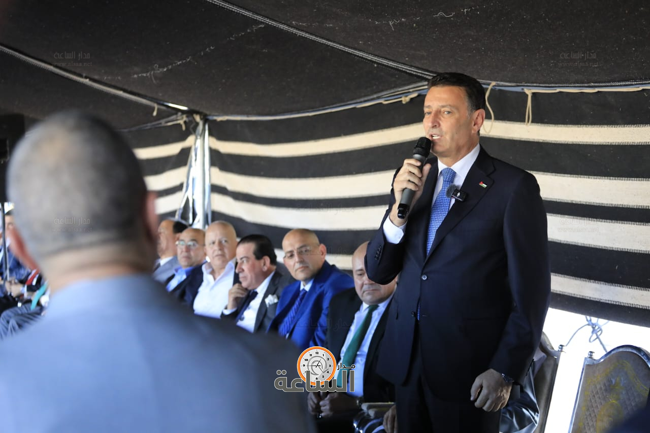 Madar Al-Saa Images 0.42607213119632825