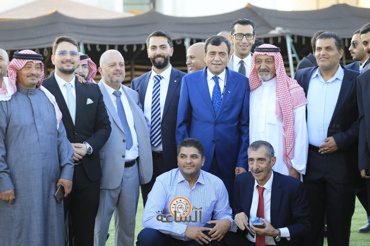 Madar Al-Saa Images 0.3335453860640457