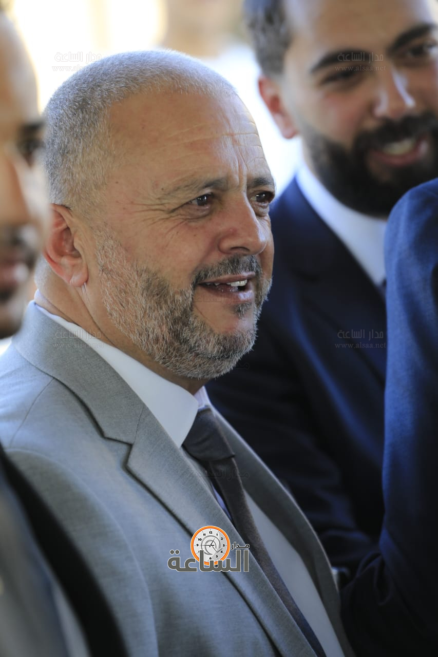 Madar Al-Saa Images 0.38341275132453045