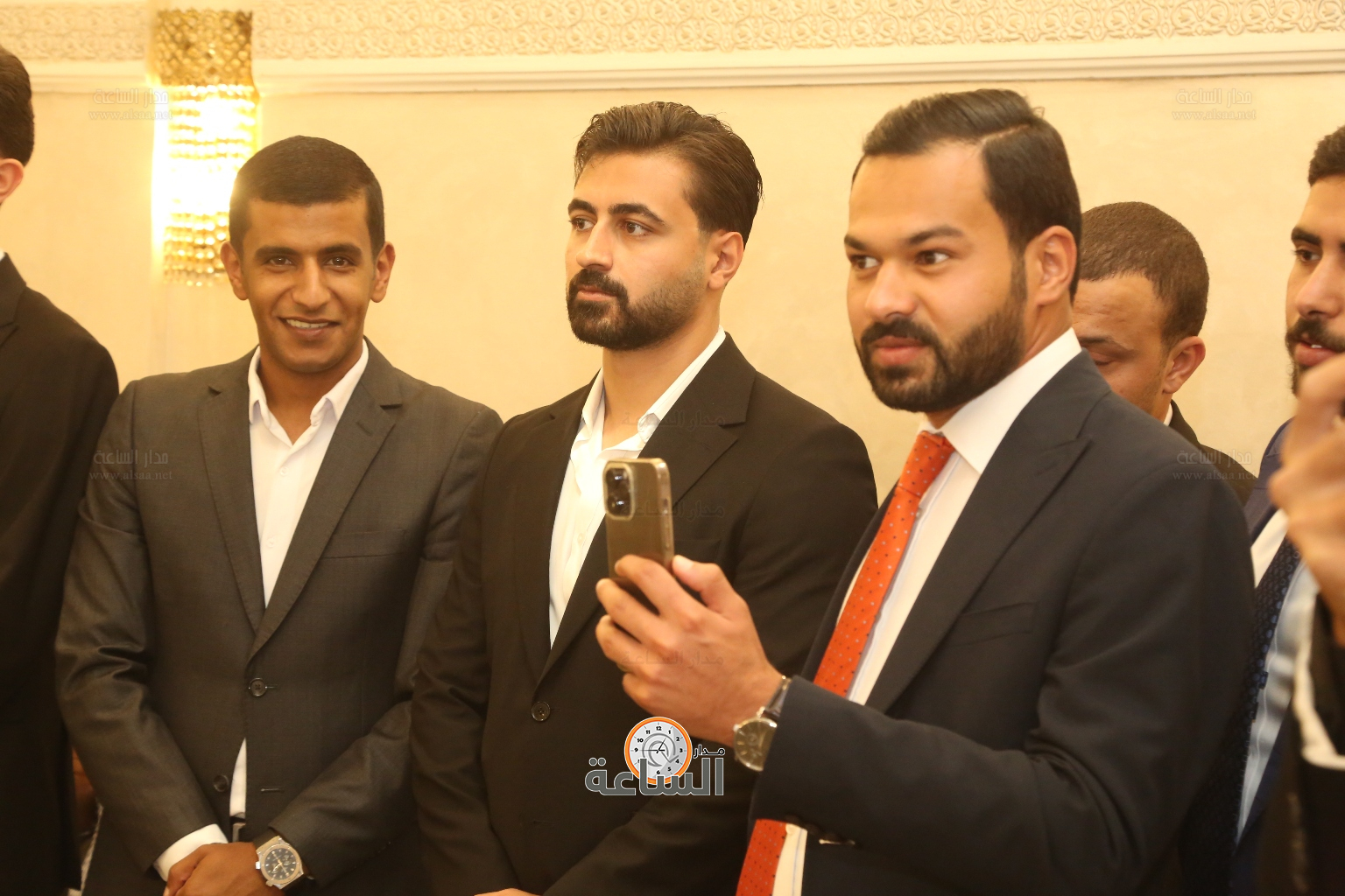 Madar Al-Saa Images 0.1358523373349484