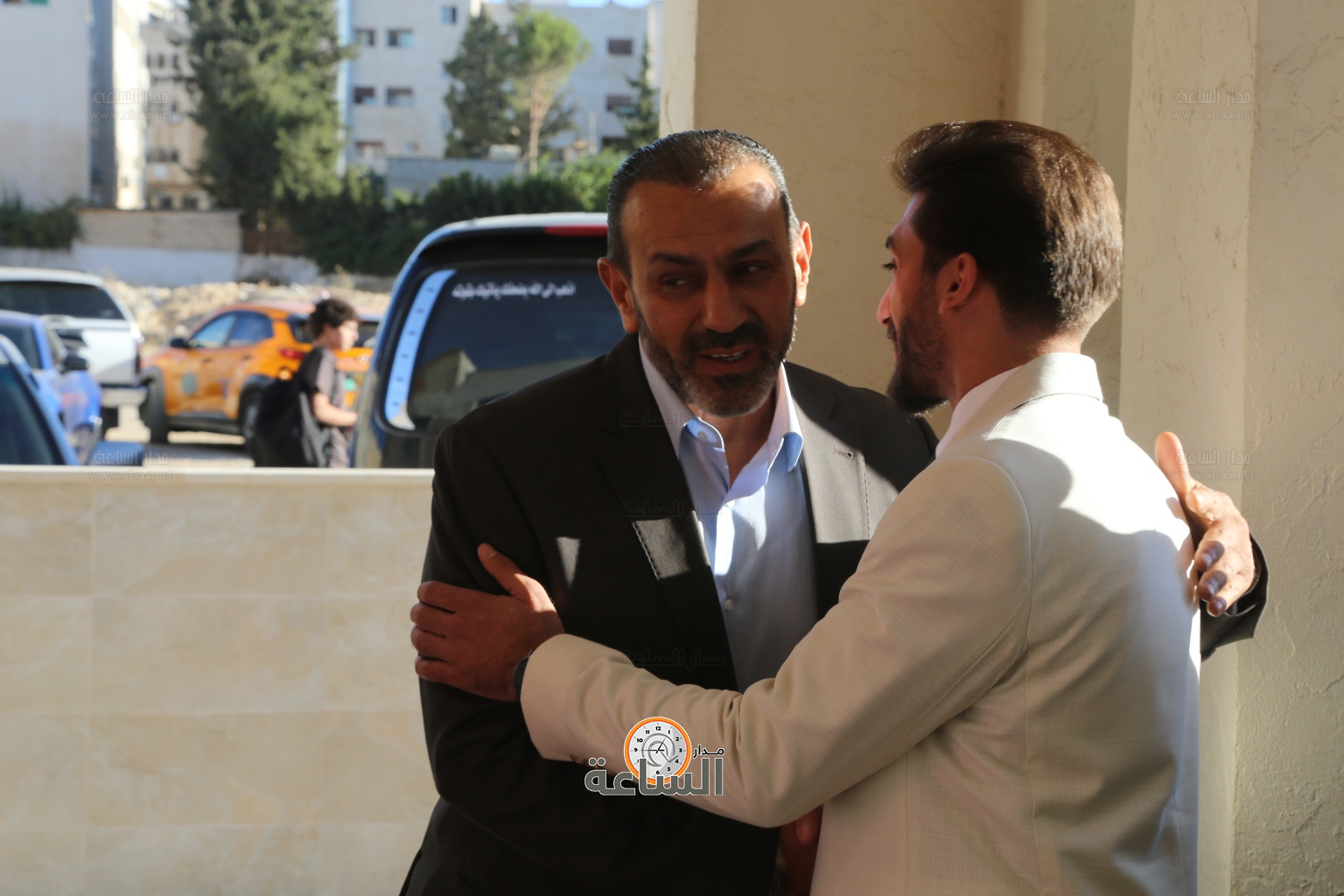 Madar Al-Saa Images 0.9099115124883429