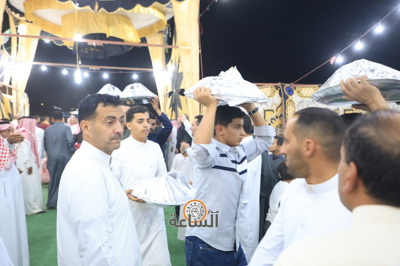 Madar Al-Saa Images 0.3981196285466263