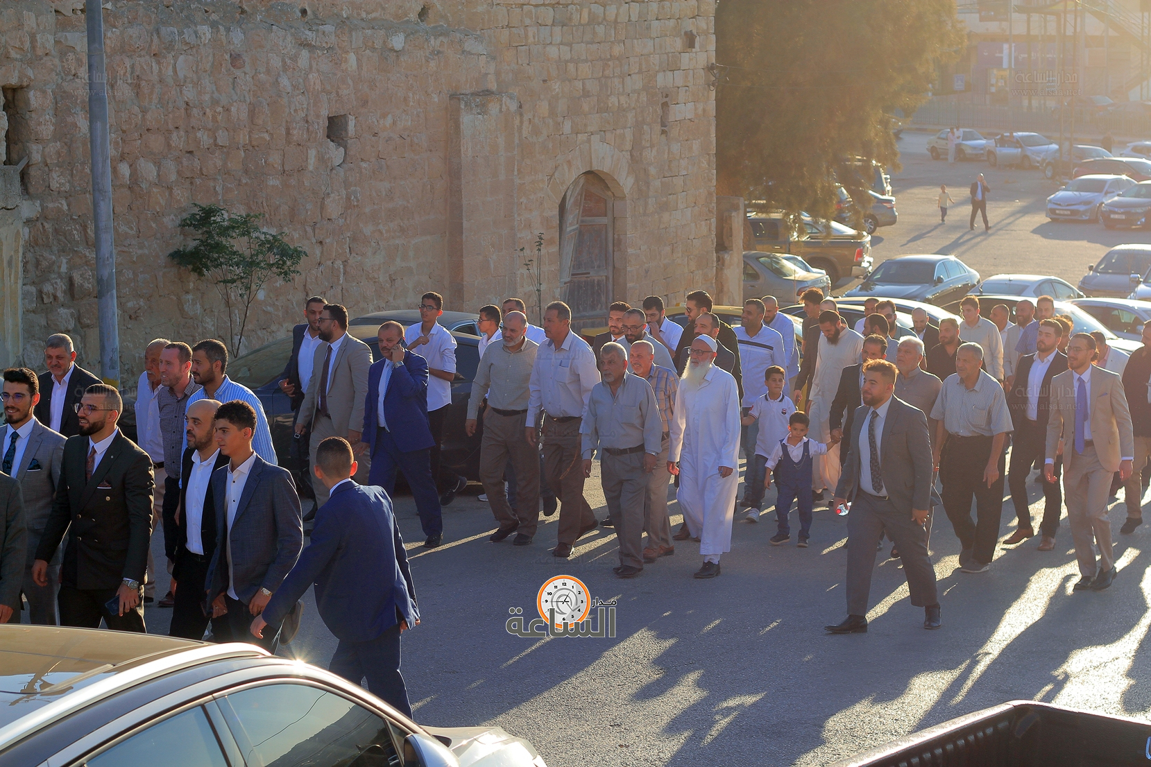 Madar Al-Saa Images 0.41446611764596075