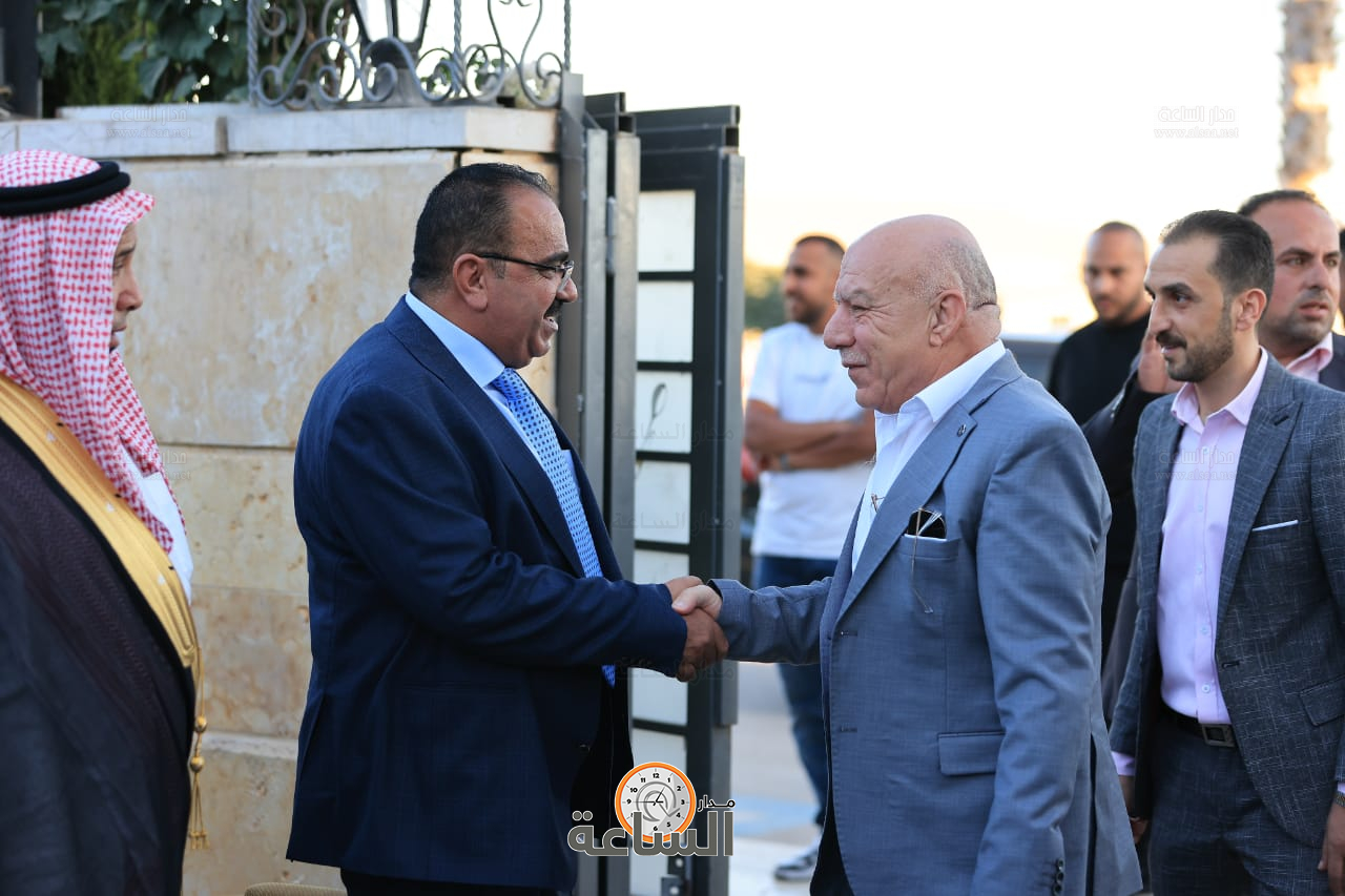 Madar Al-Saa Images 0.5842868831389534