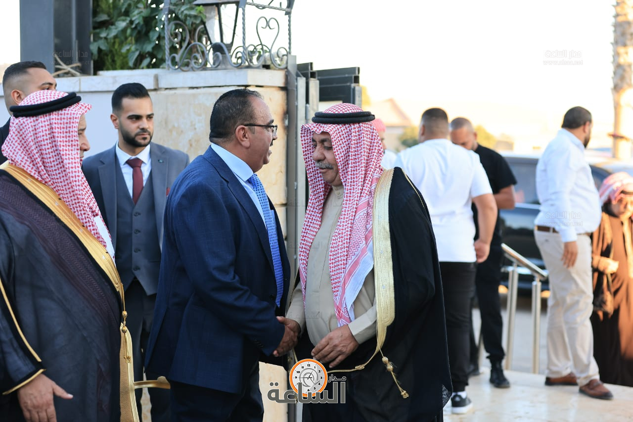 Madar Al-Saa Images 0.3102471002509576