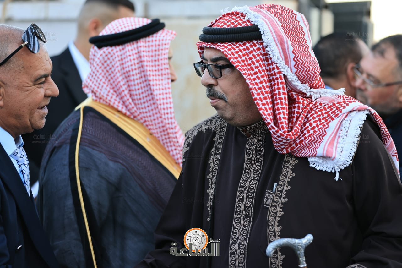 Madar Al-Saa Images 0.15250311486116253