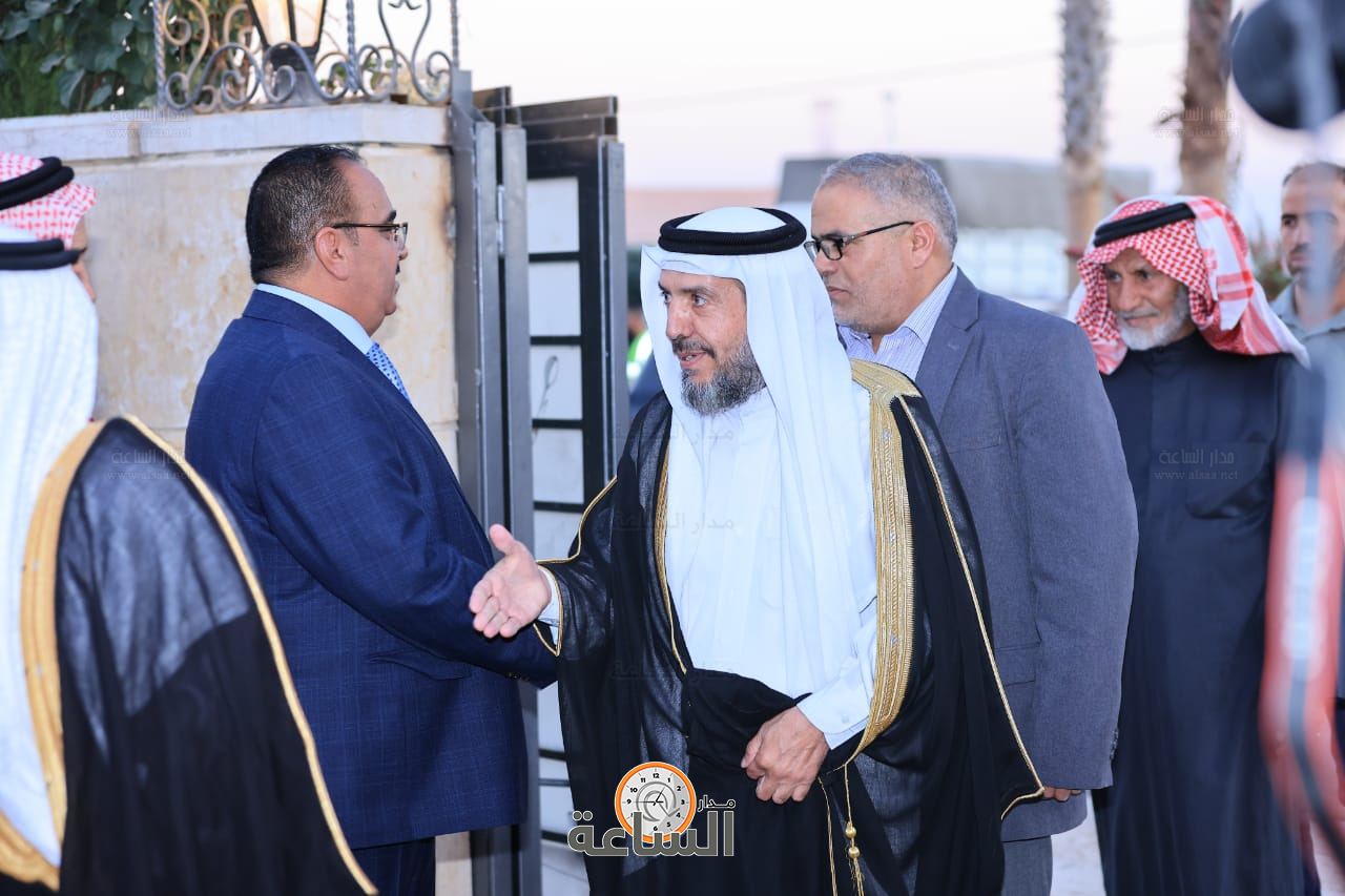 Madar Al-Saa Images 0.4873506749999392