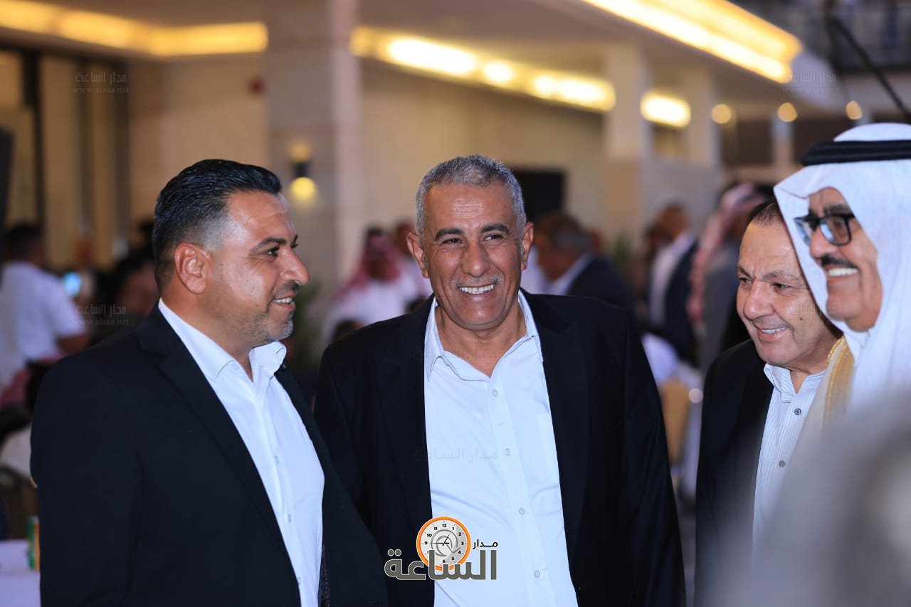 Madar Al-Saa Images 0.36266775047896516