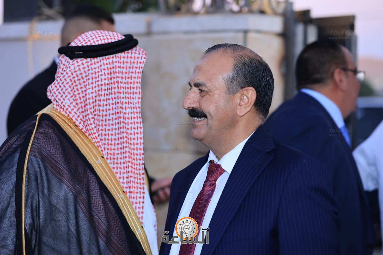 Madar Al-Saa Images 0.02320057298554523