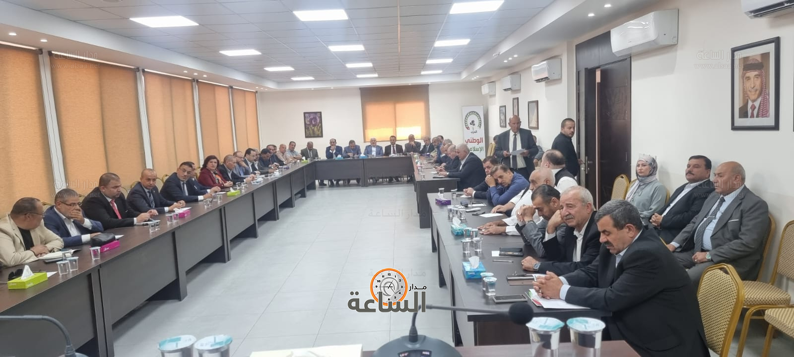 Madar Al-Saa Images 0.8729768300541115