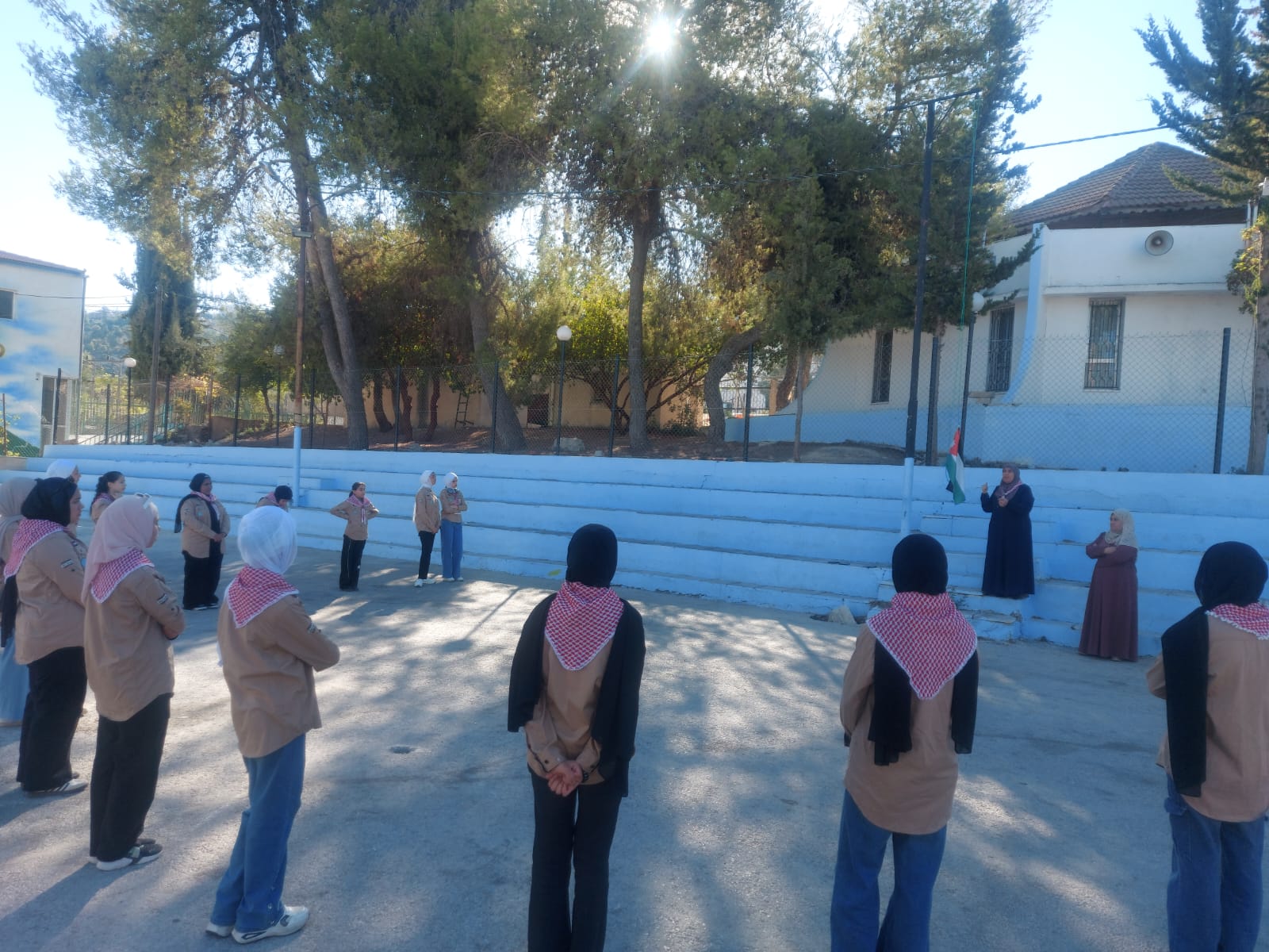 Madar Al-Saa Images 0.6770279241651467