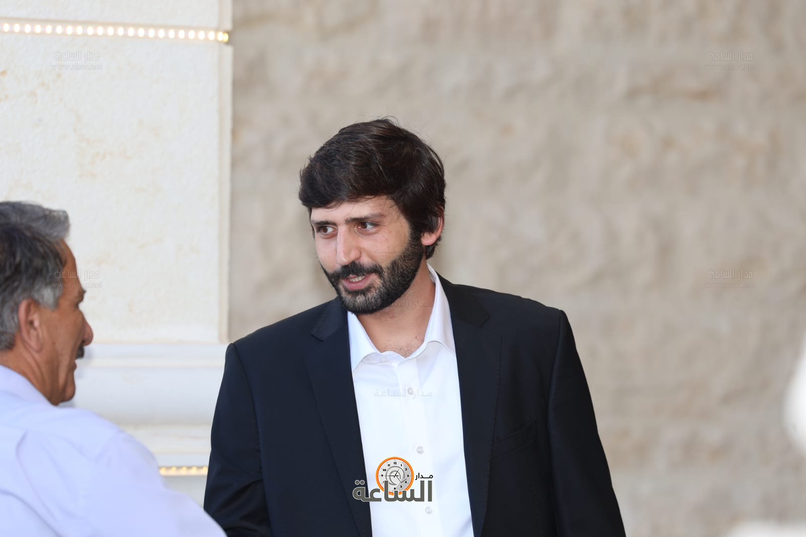 Madar Al-Saa Images 0.8935199652497706