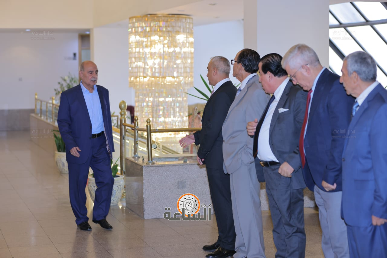 Madar Al-Saa Images 0.8559271502256252