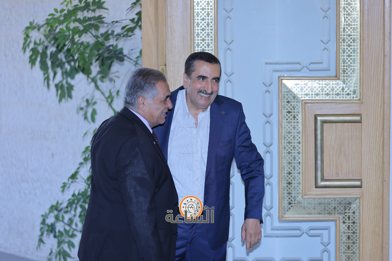 Madar Al-Saa Images 0.5432206400159058