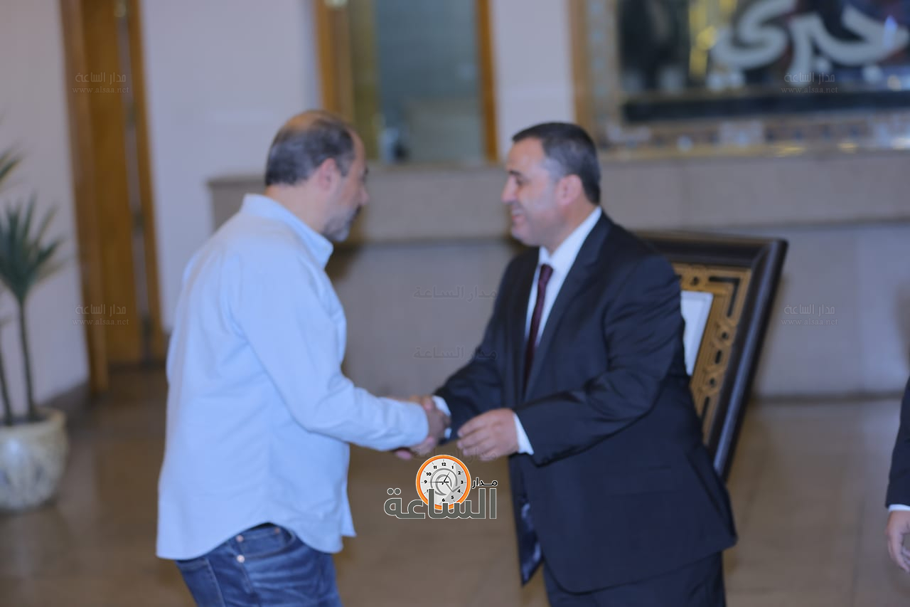 Madar Al-Saa Images 0.05312306996016147