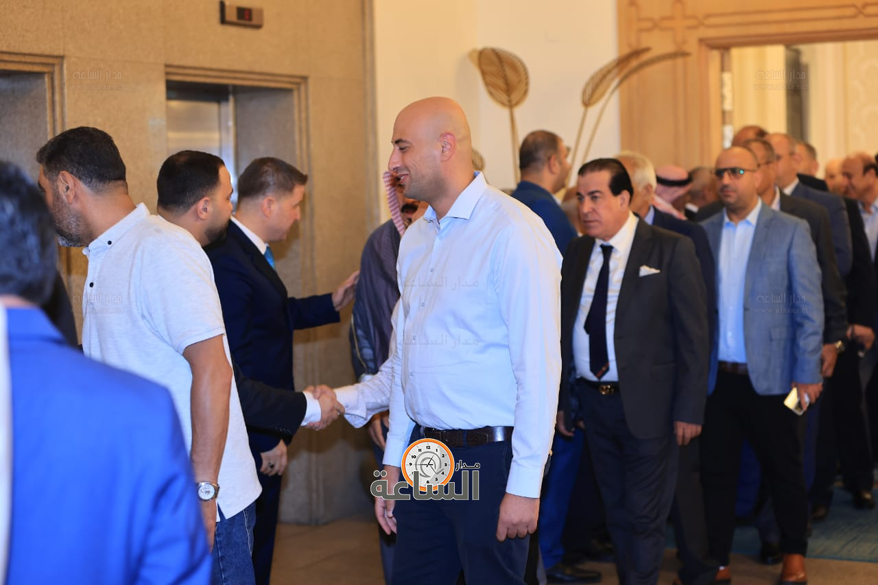 Madar Al-Saa Images 0.2657776606862956