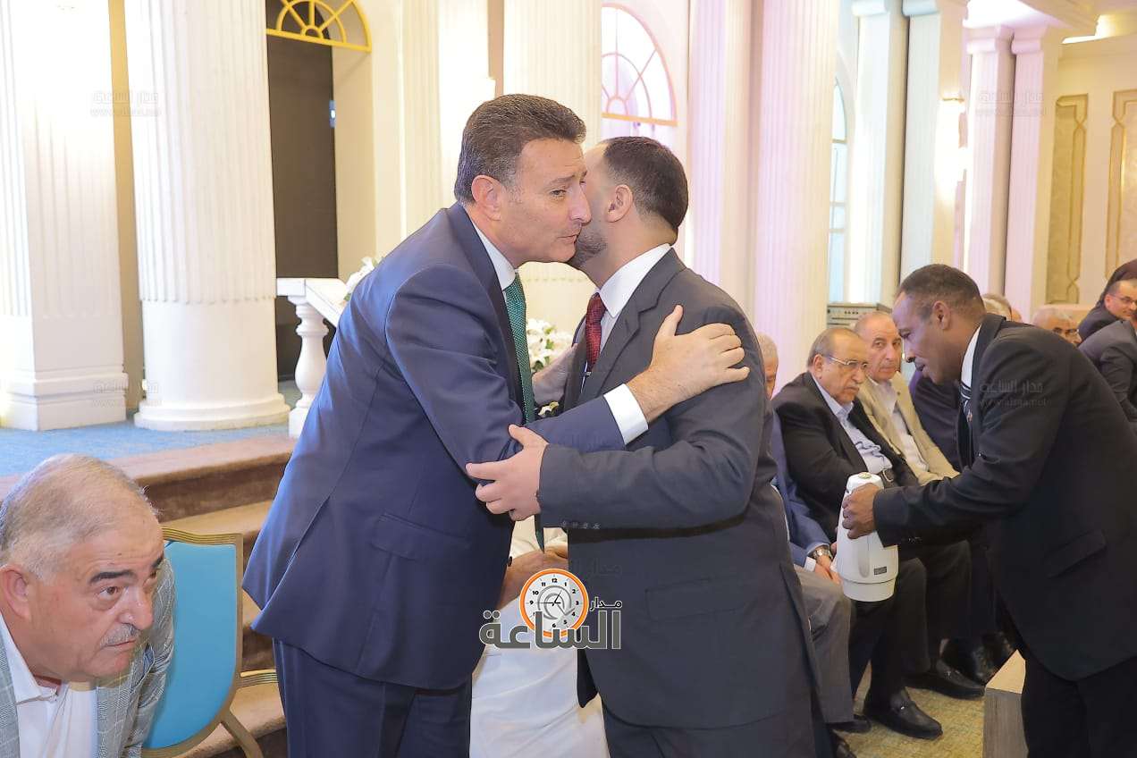 Madar Al-Saa Images 0.9895807878118589