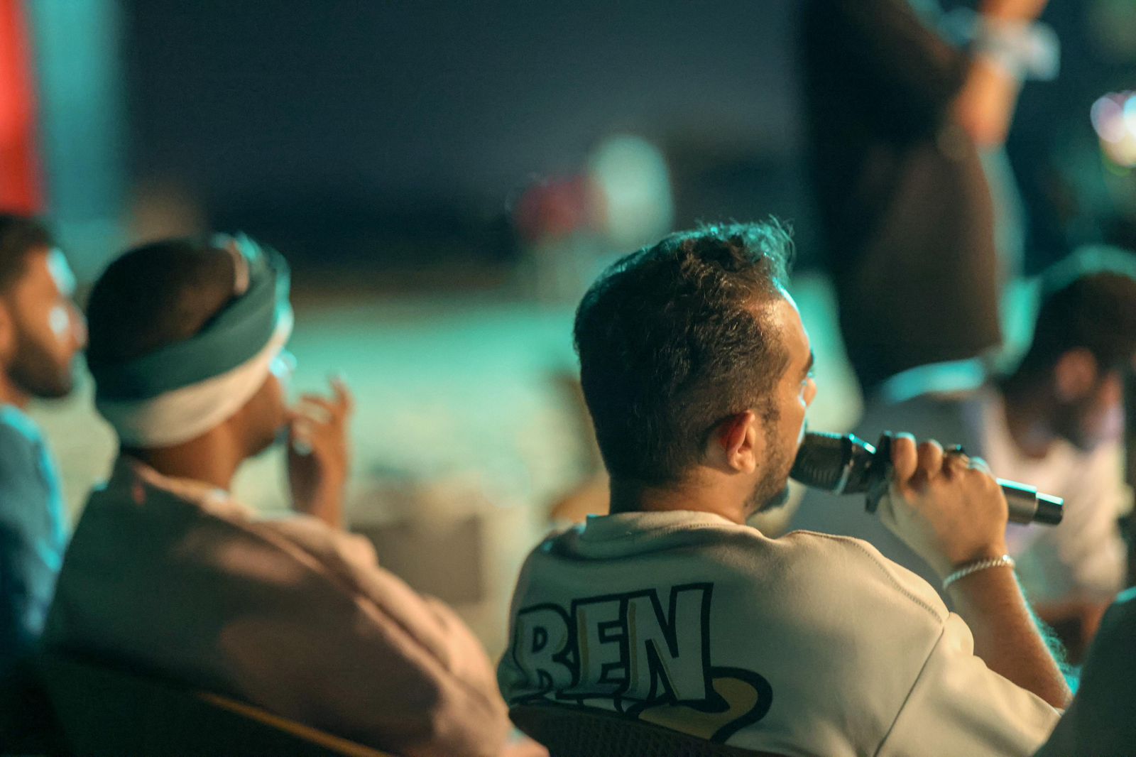 Madar Al-Saa Images 0.09354641740375647