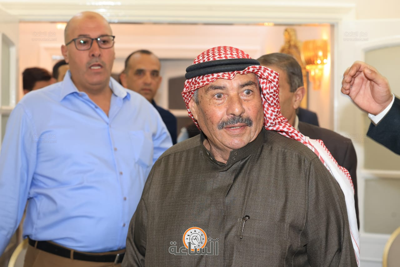 Madar Al-Saa Images 0.909367041355952