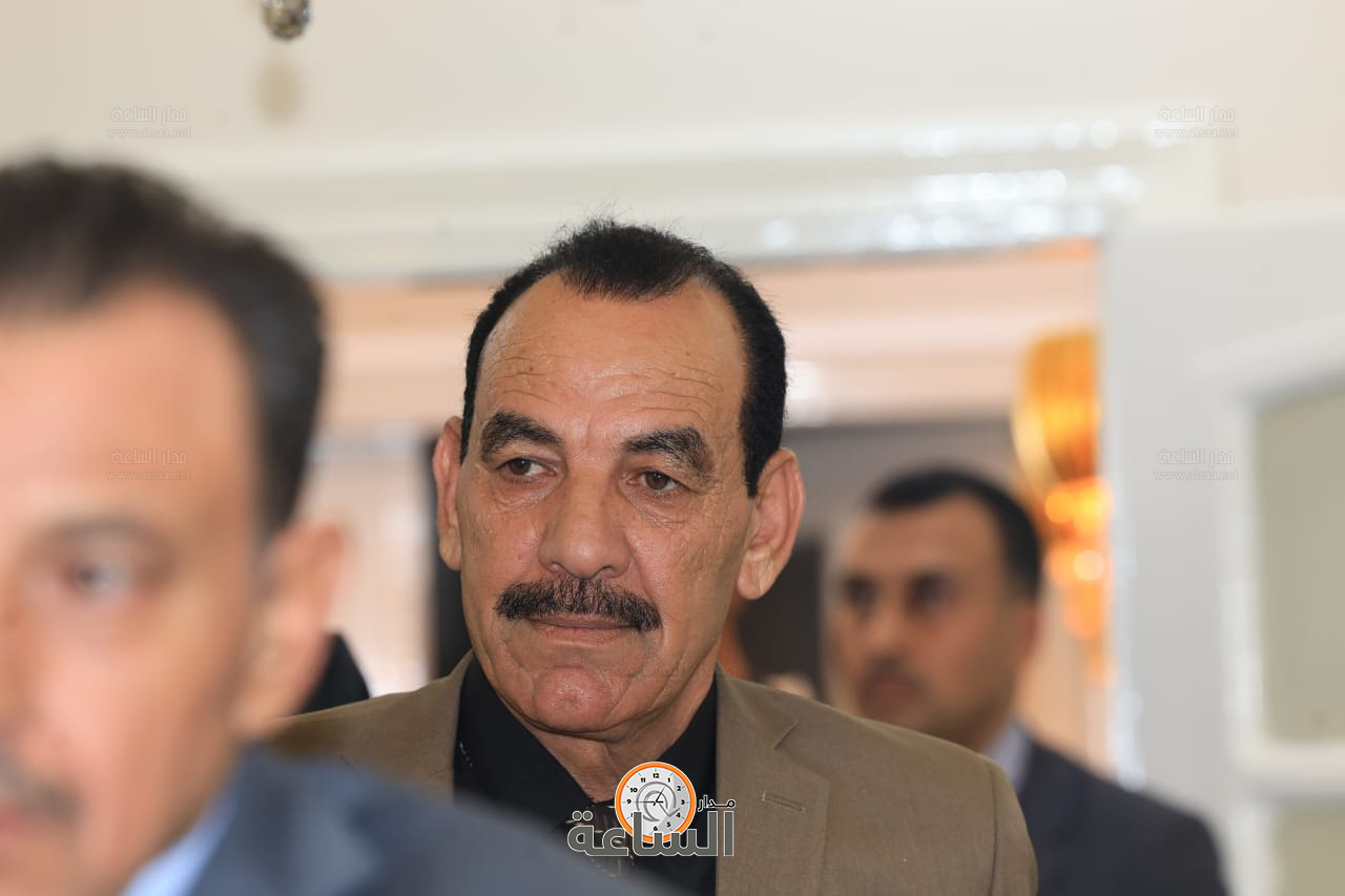 Madar Al-Saa Images 0.44108030891189887