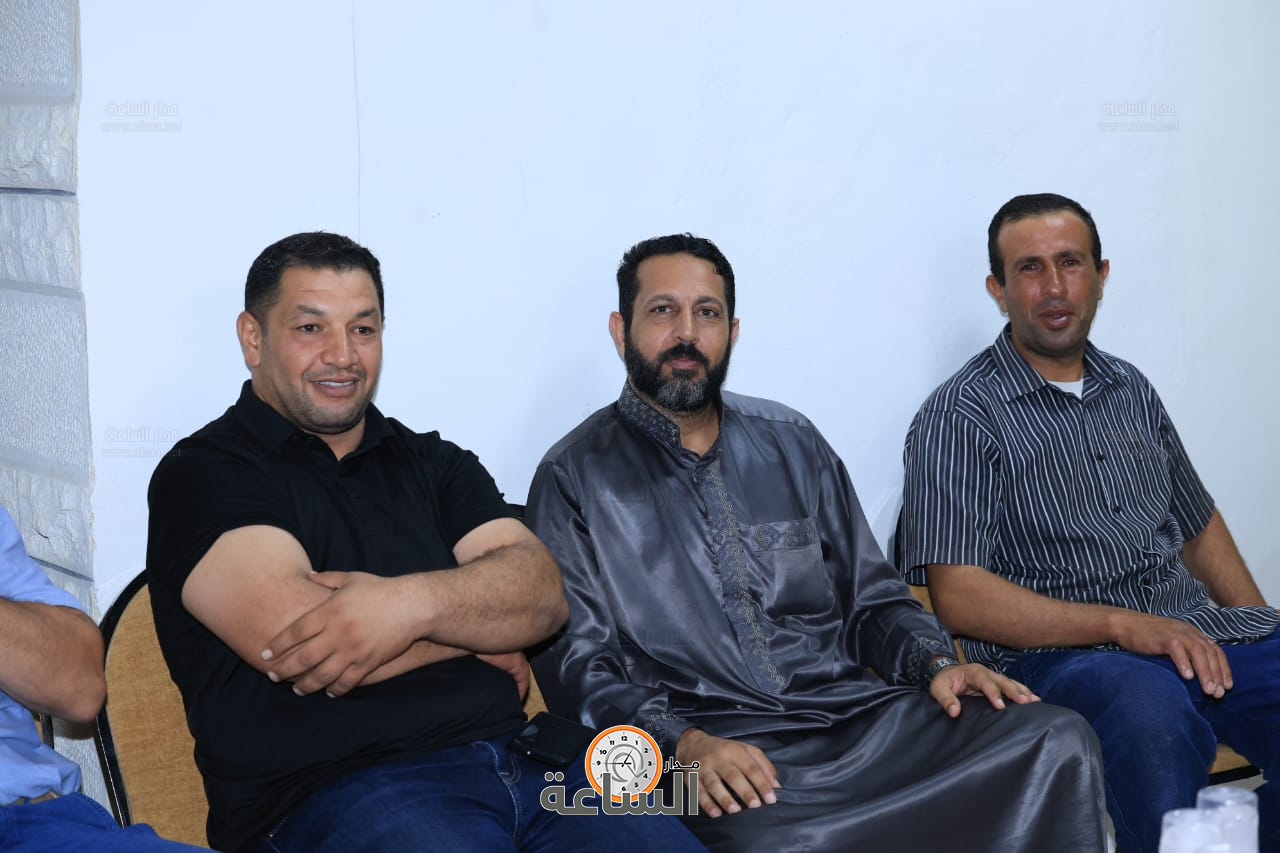 Madar Al-Saa Images 0.9800863714267599