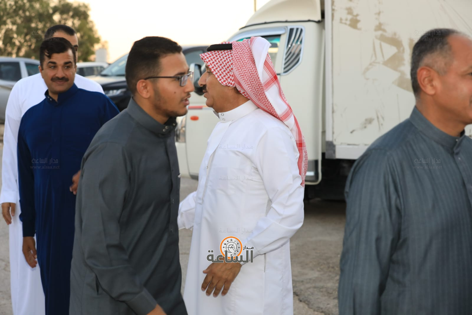 Madar Al-Saa Images 0.4580754371246838