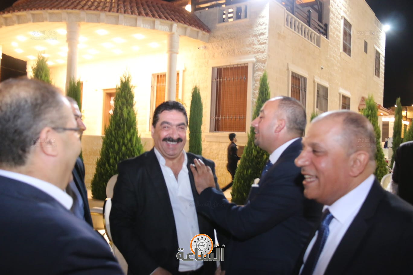 Madar Al-Saa Images 0.8301506734718197