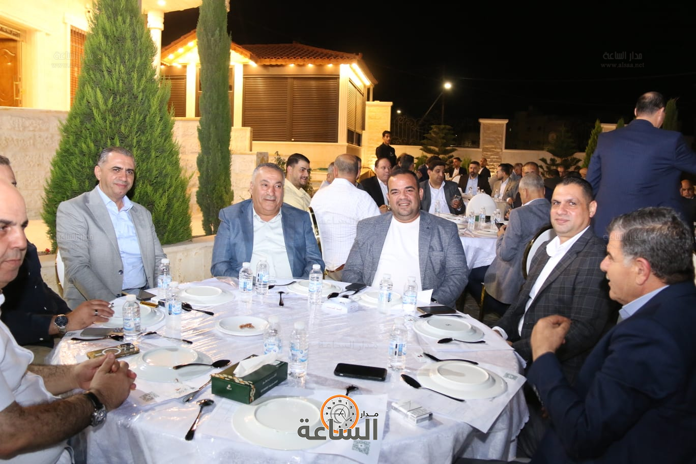 Madar Al-Saa Images 0.4103796775206605