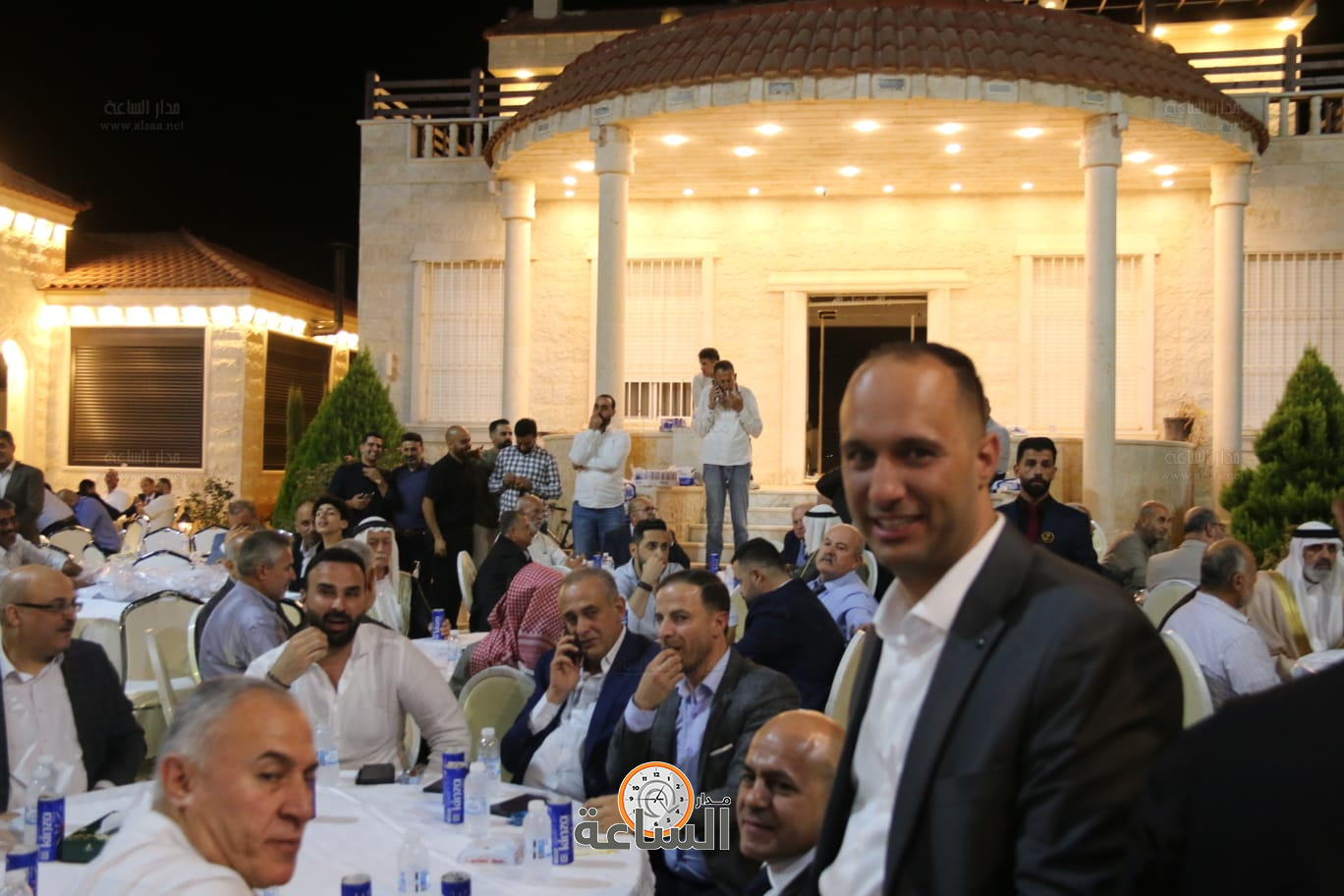 Madar Al-Saa Images 0.17333188697179236