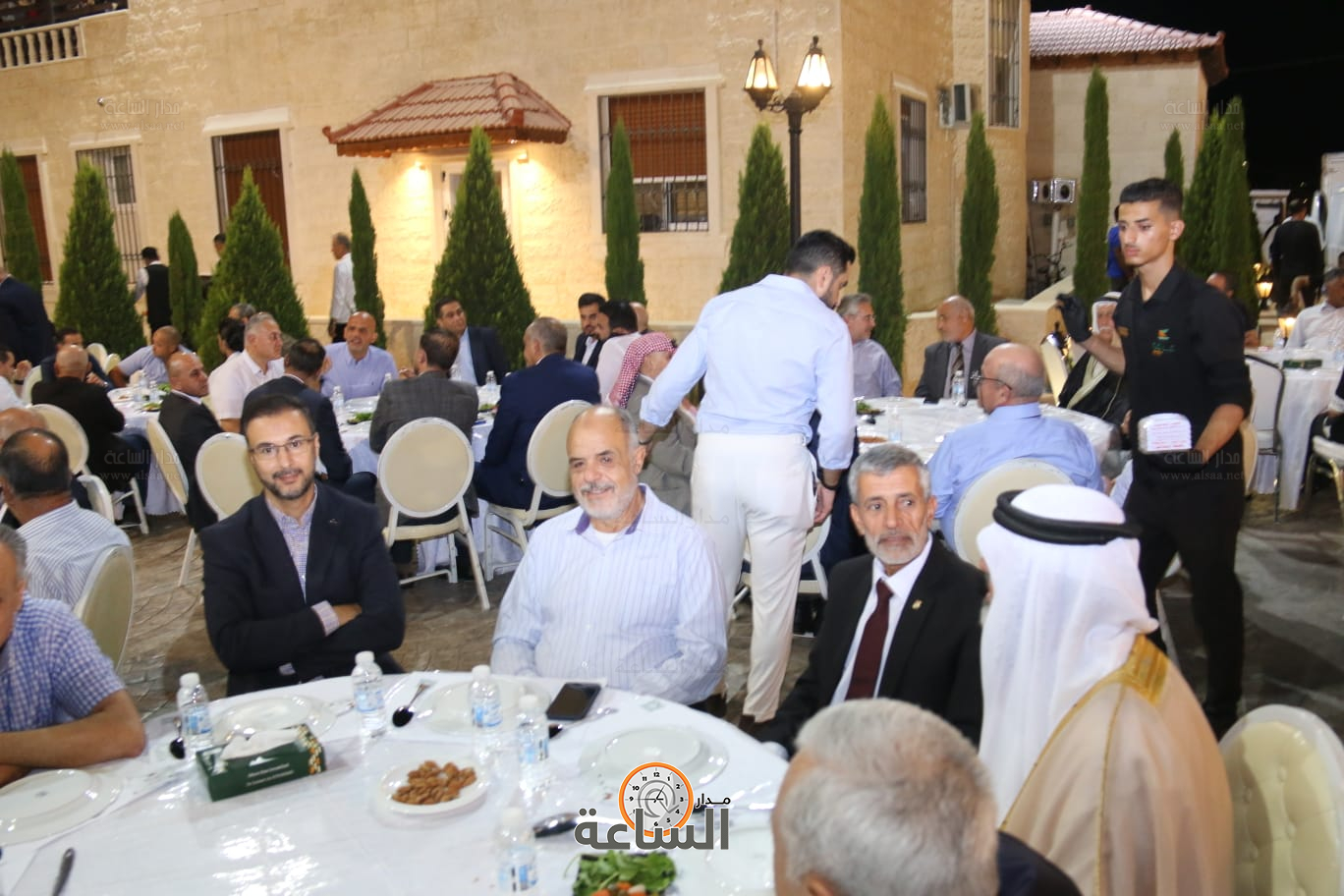 Madar Al-Saa Images 0.836388382374721