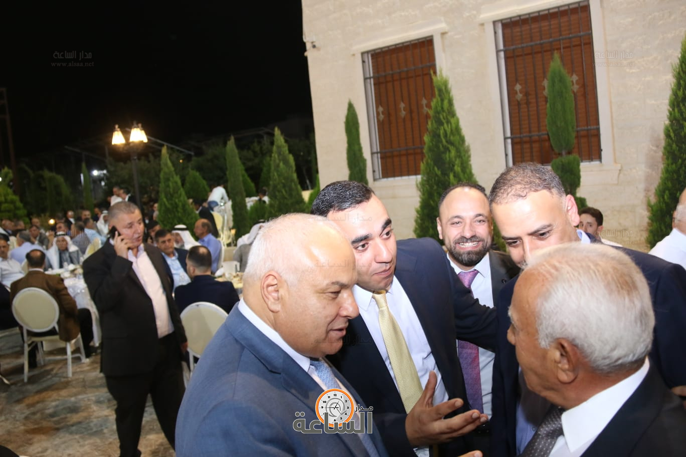 Madar Al-Saa Images 0.4452480606553366