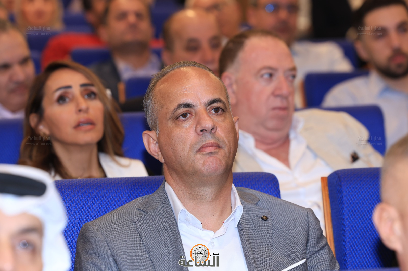 Madar Al-Saa Images 0.14882362586811337