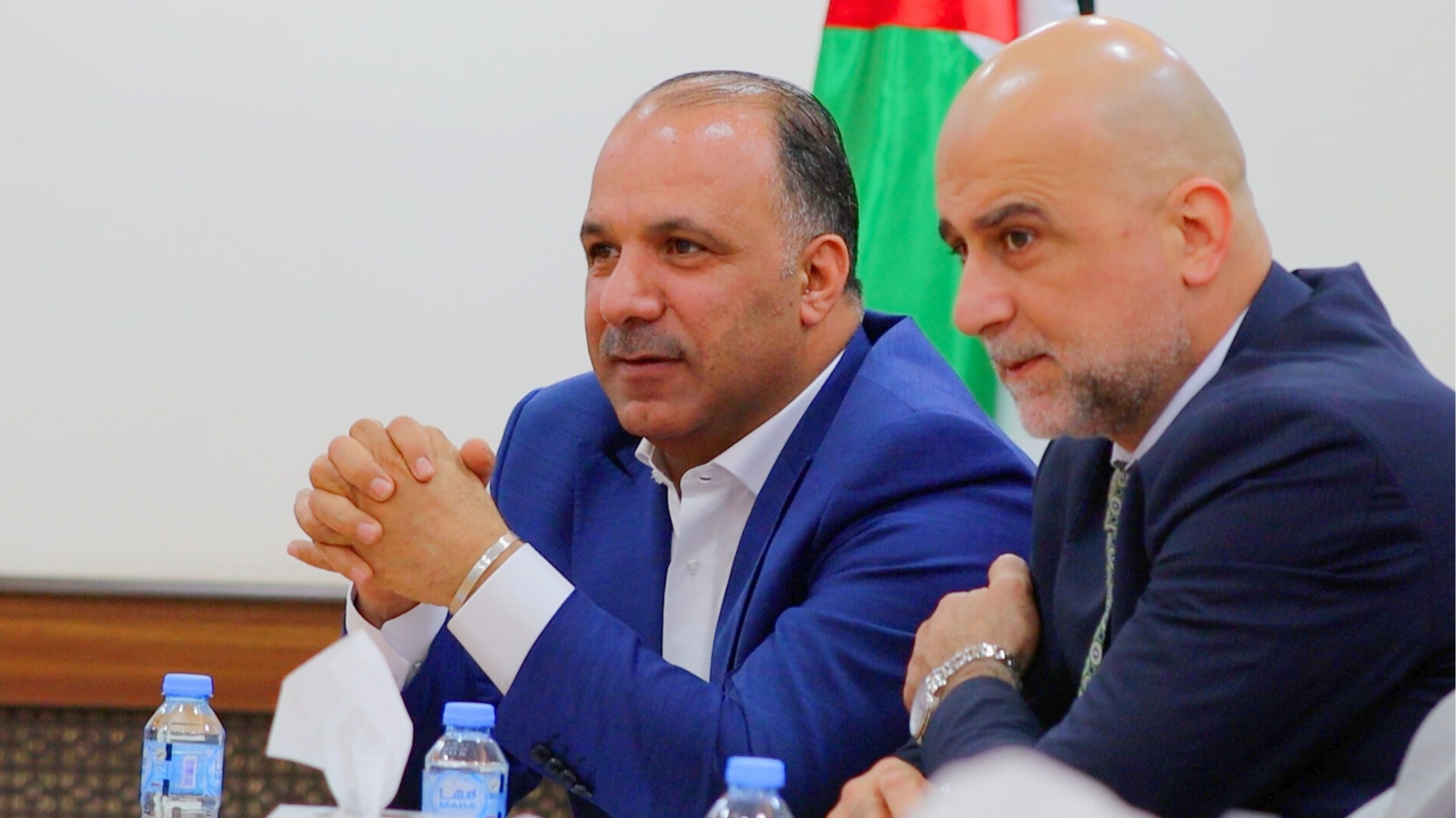 Madar Al-Saa Images 0.1661420334987469