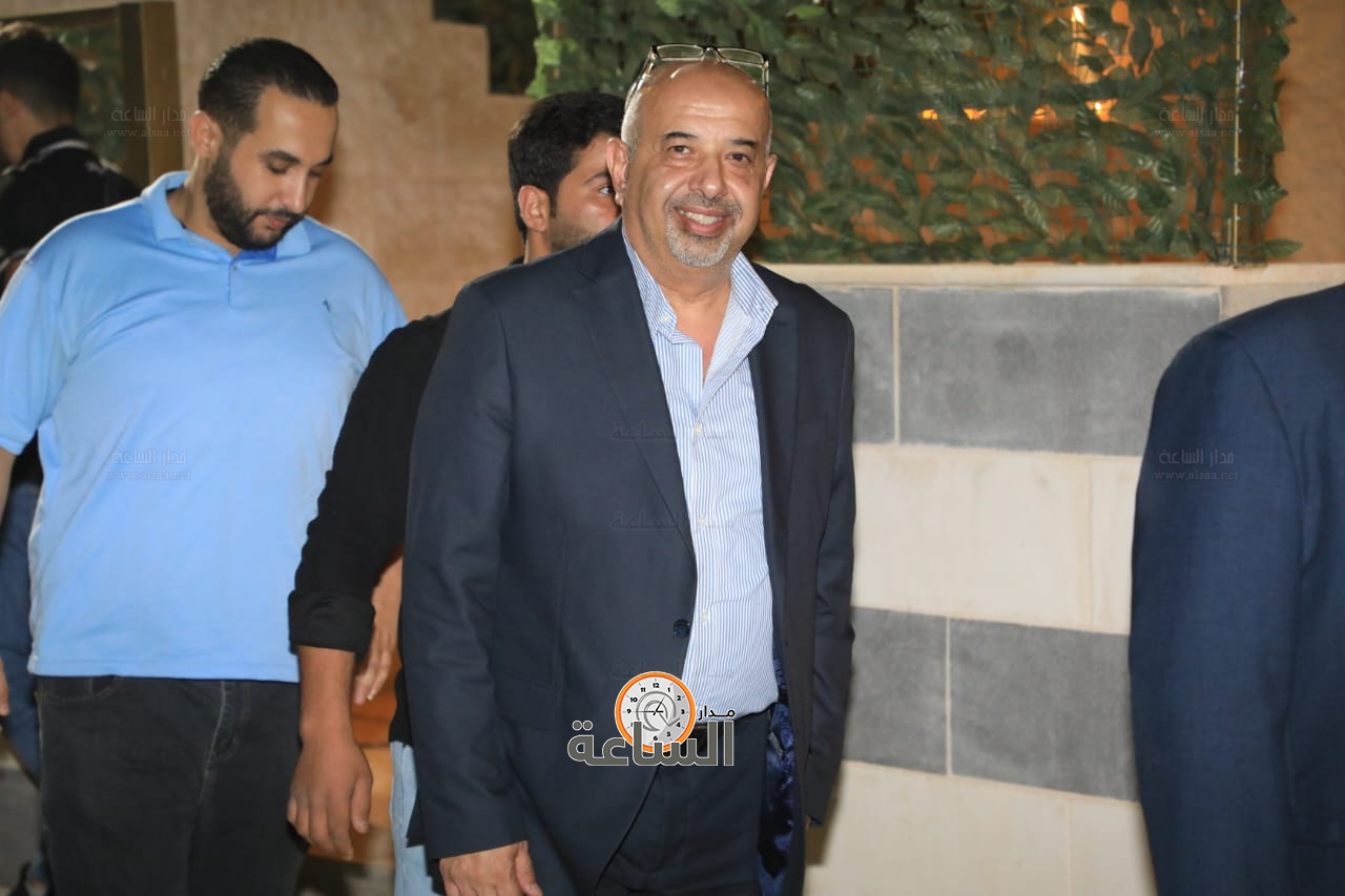 Madar Al-Saa Images 0.4941328332747925