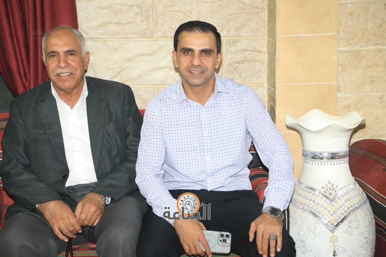 Madar Al-Saa Images 0.49043077378356315