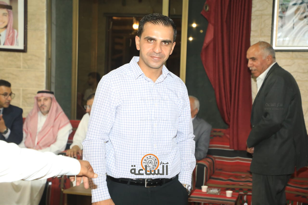 Madar Al-Saa Images 0.6381118732611147