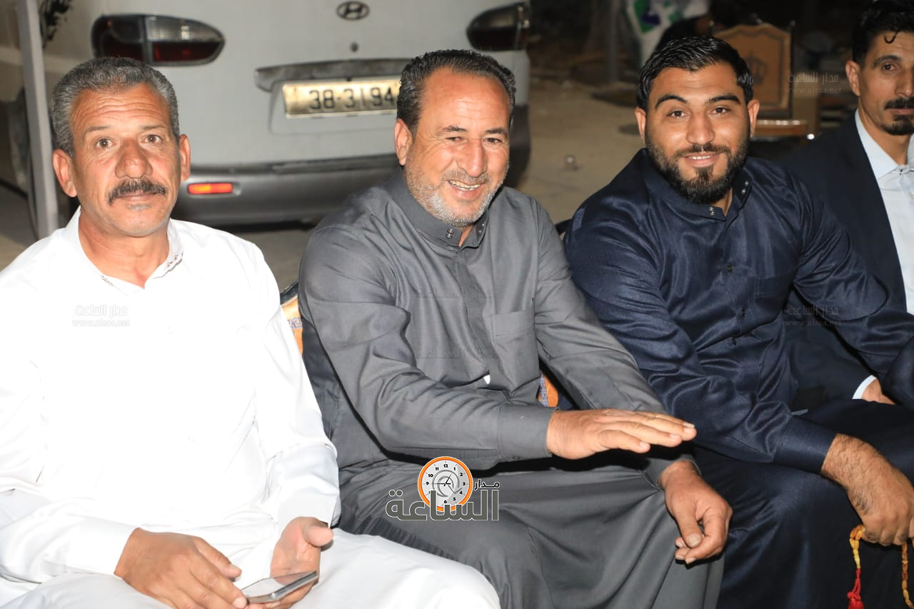 Madar Al-Saa Images 0.37553843697562006