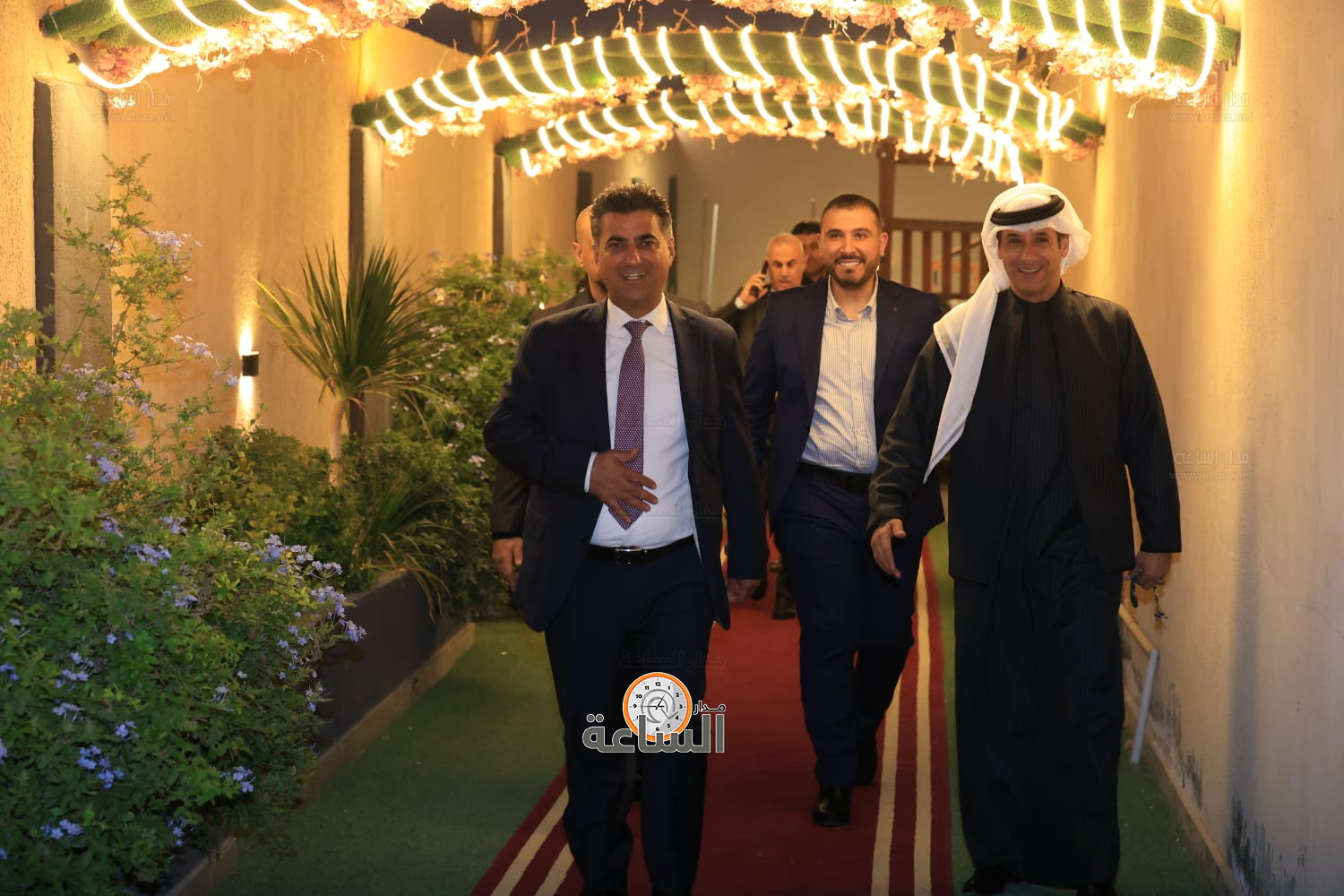 Madar Al-Saa Images 0.49574945093963285