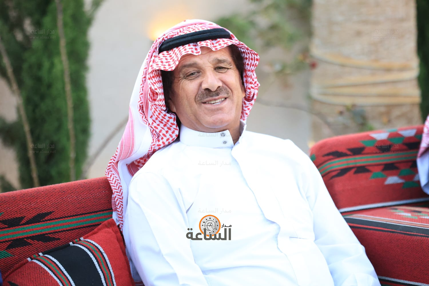 Madar Al-Saa Images 0.18358243568352173