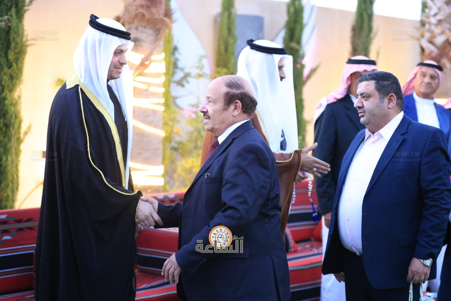 Madar Al-Saa Images 0.06479767403362435