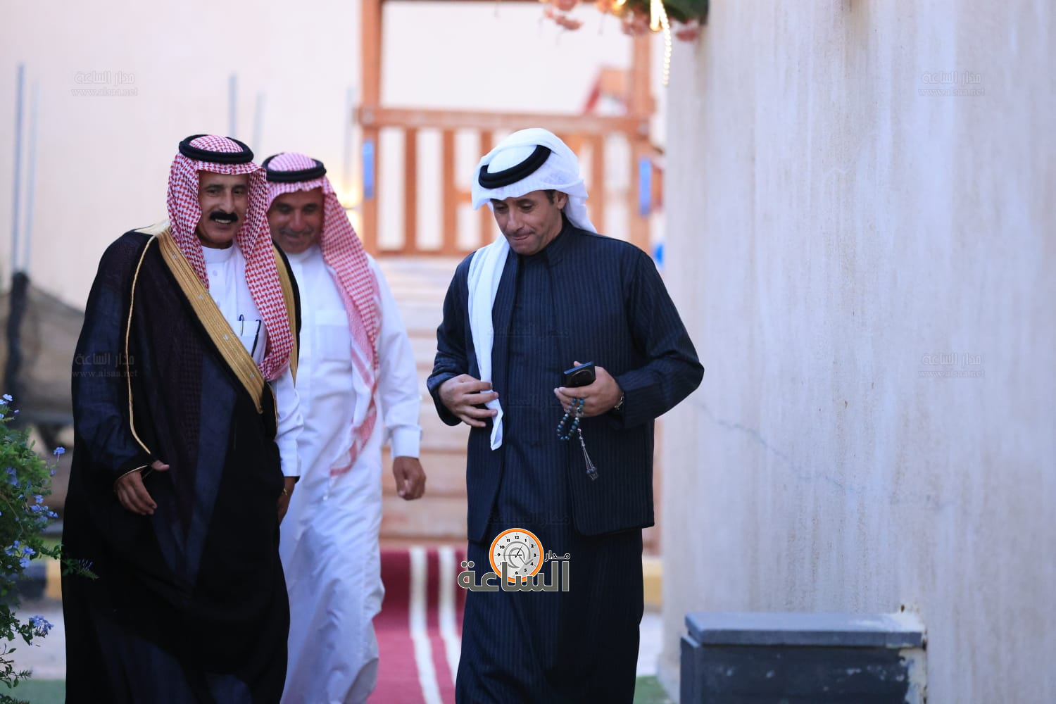 Madar Al-Saa Images 0.40195236567645487