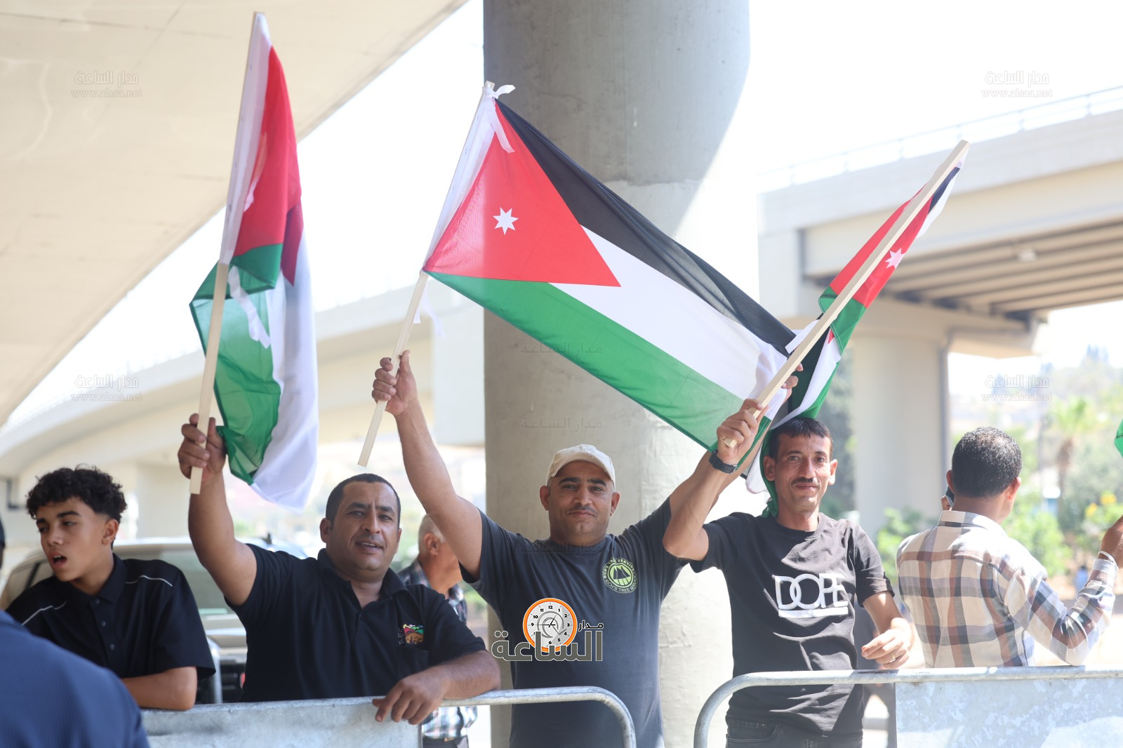 Madar Al-Saa Images 0.3164635443366748