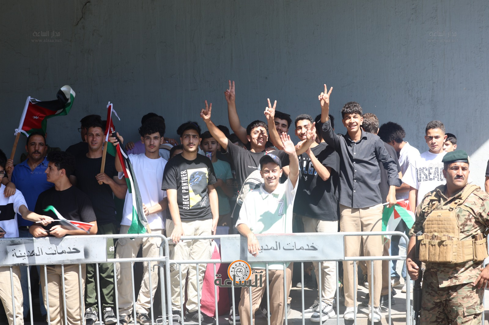 Madar Al-Saa Images 0.8177250593008005