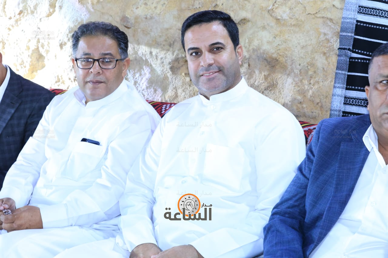 Madar Al-Saa Images 0.7420616948606378