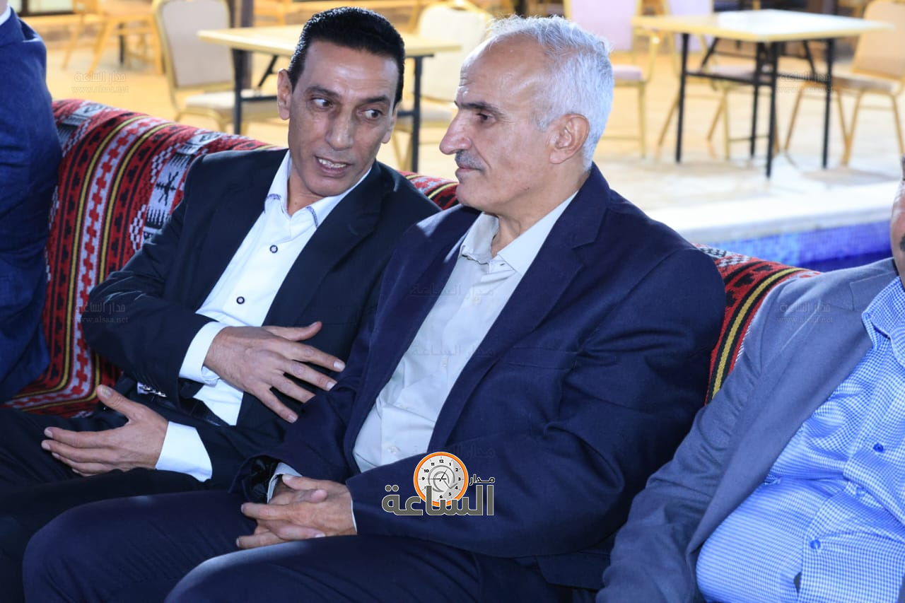 Madar Al-Saa Images 0.48775549559626075