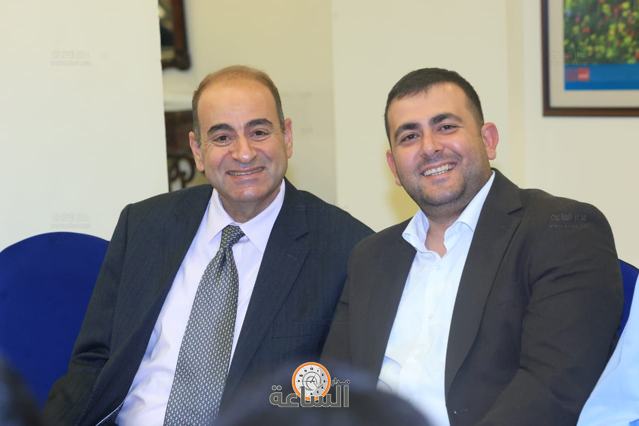 Madar Al-Saa Images 0.8579354117812287