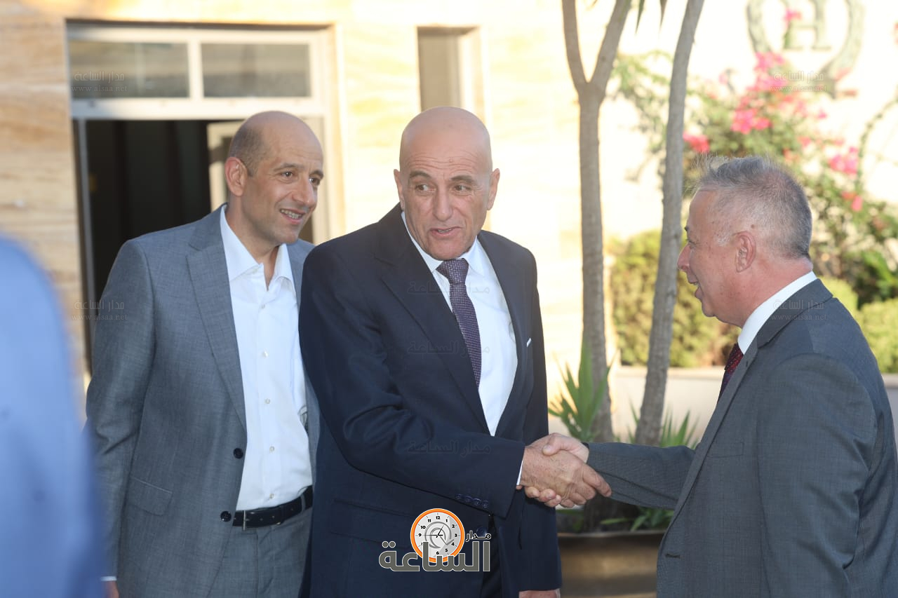 Madar Al-Saa Images 0.9051539929141695