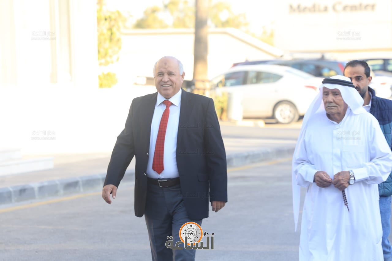 Madar Al-Saa Images 0.603611755259612