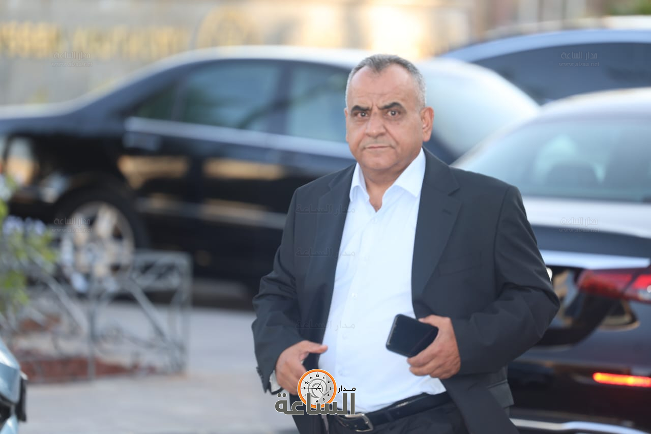 Madar Al-Saa Images 0.4249105074382521