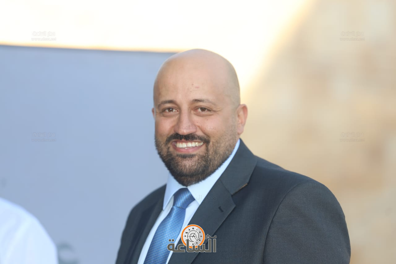 Madar Al-Saa Images 0.22457357177033532